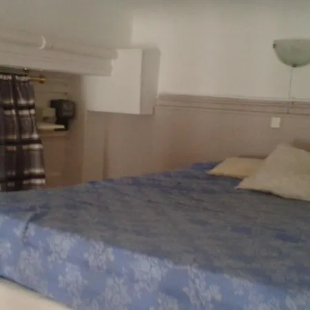 Hoteliere Bellecour 아파트호텔 리옹